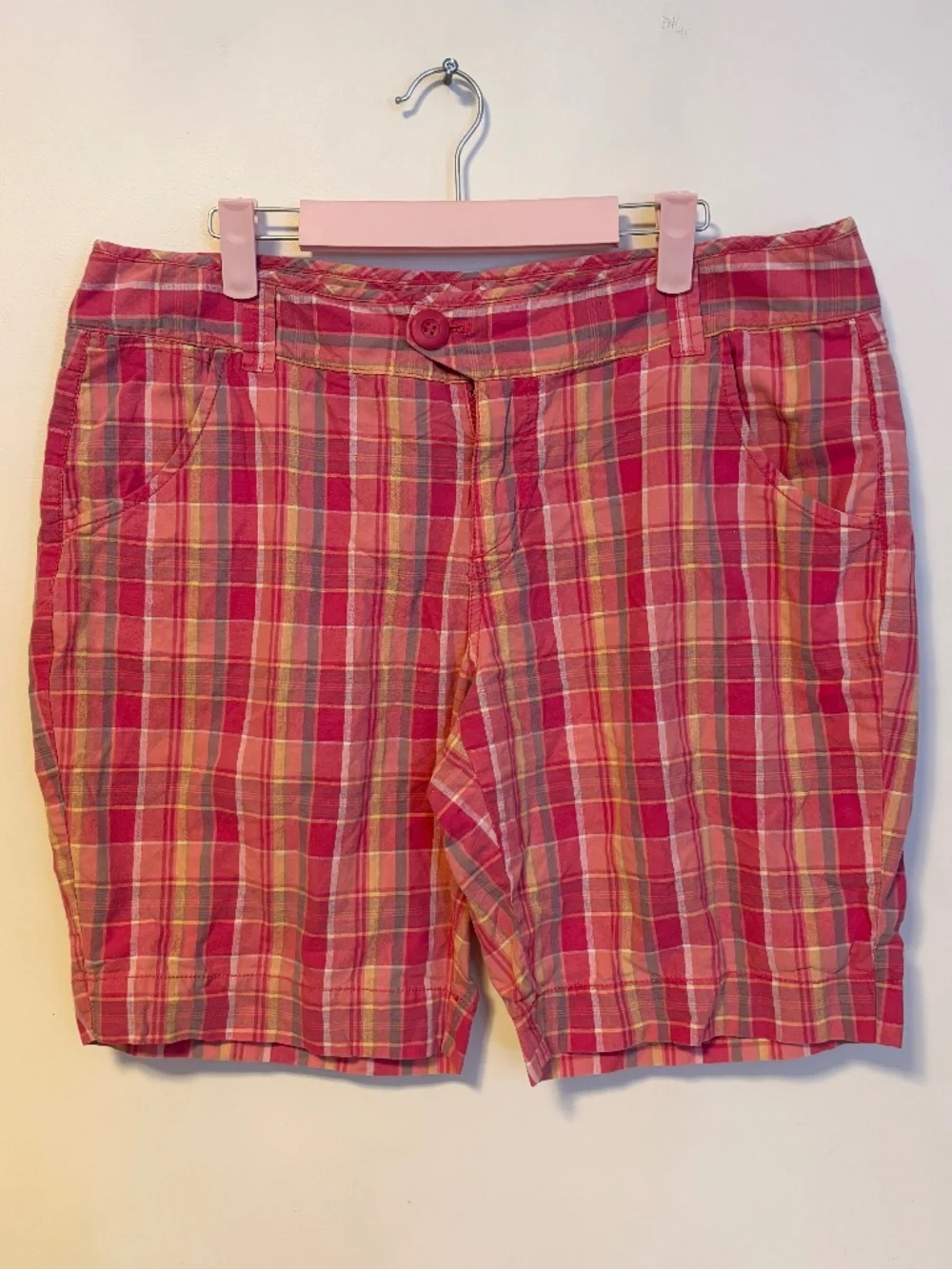 Route 66 Cotton Mid Rise Bermuda Chino Shorts Red Yellow Plaid Womens Size 13 14